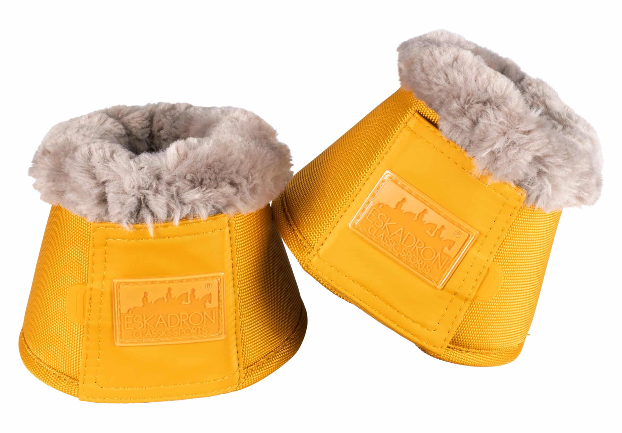 Кобури текстильні з хутром FauxFur Classic Sports A/W 2021 від Eskadron Кобури текстильні з хутром FauxFur Classic Sports A/W 2021 від Eskadron