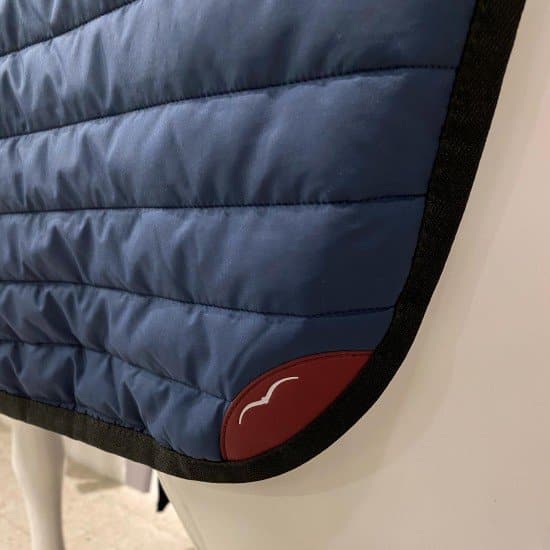 Напівпопона під сідло Jara від Animo Напівпопона під сідло Jara від Animo