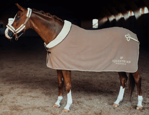 Попона флісова Eco від Equestrian Stockholm Попона флісова Eco від Equestrian Stockholm