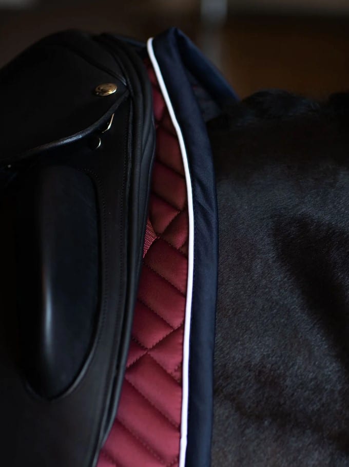 Вальтрап виїздковий Modern Lux від Equestrian Stockholm Вальтрап виїздковий Modern Lux від Equestrian Stockholm