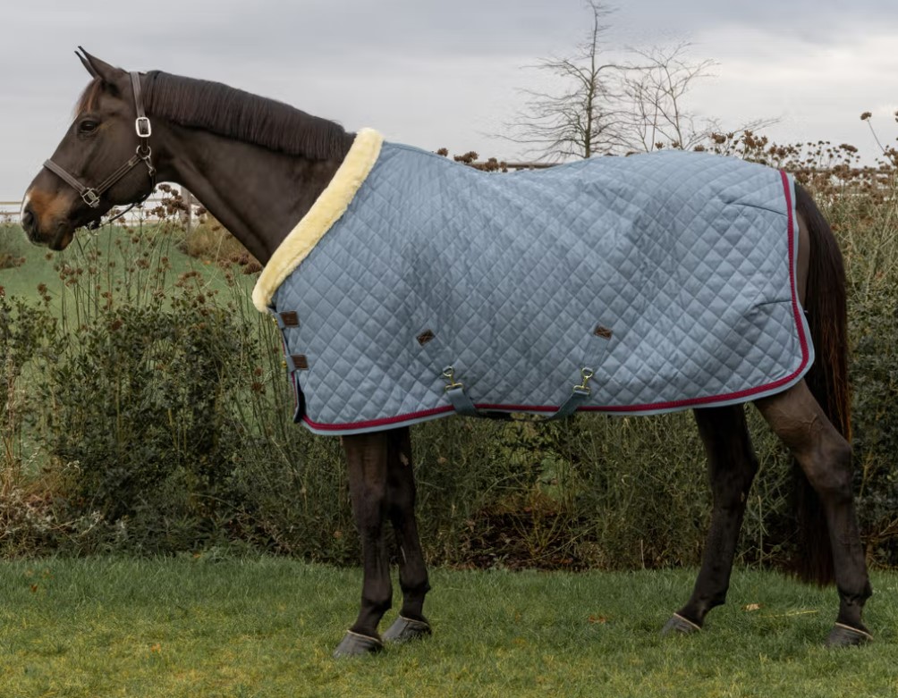 Попона денникова Braided Rope 160 г від Kentucky Попона денникова Braided Rope 160 г від Kentucky