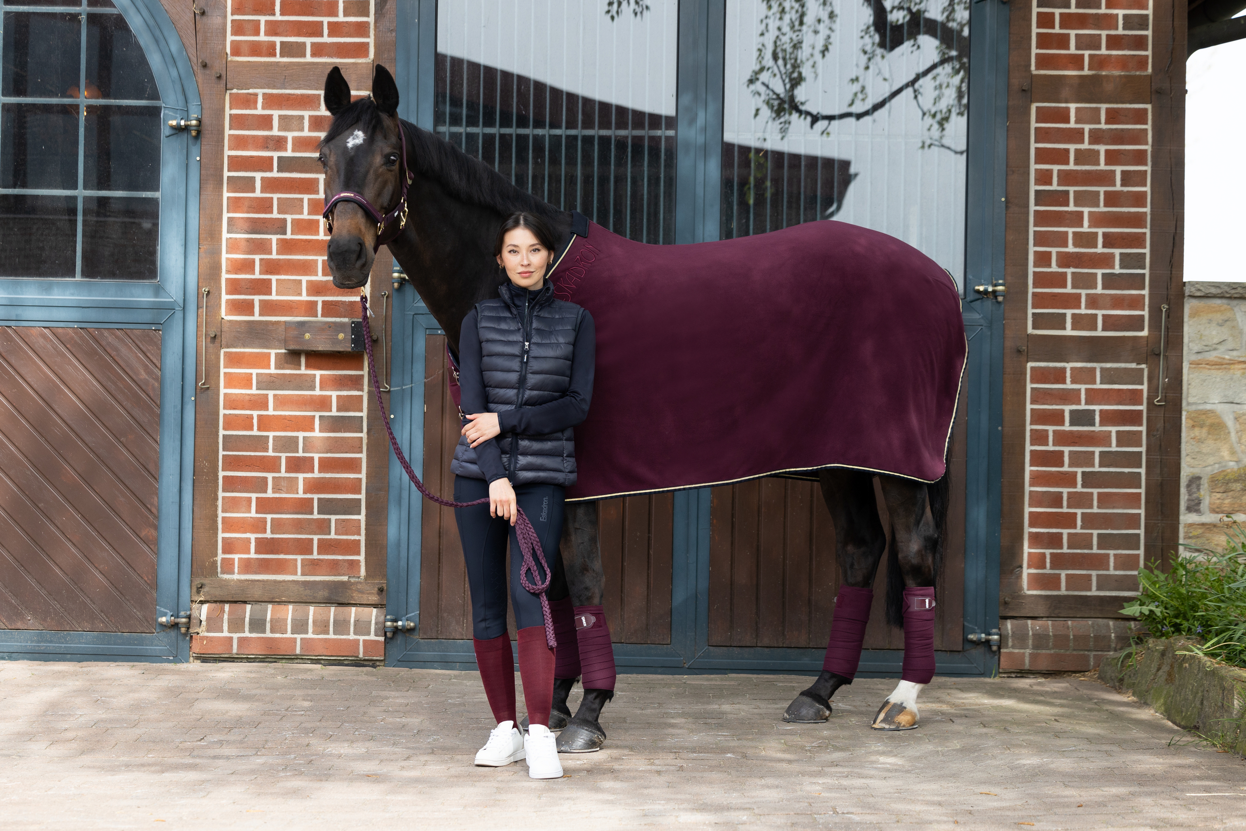 Попона флісова Contrast Core від Eskadron Попона флісова Contrast Core від Eskadron